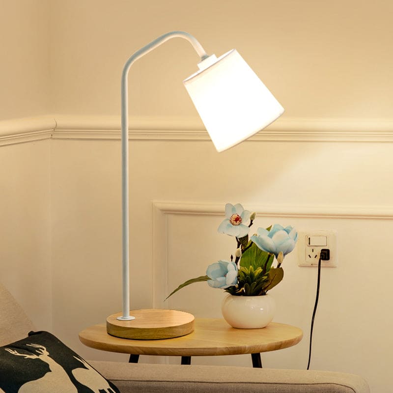 Elegante konische Schreibtischlampe
