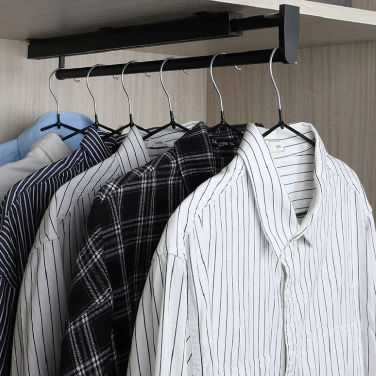 Schiebehänger für Kleiderschrank