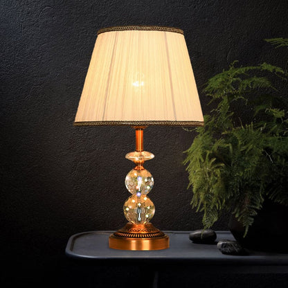 Elegante Tischlampe aus geschliffenem Kristall