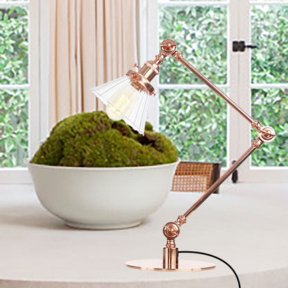 Elegante Tischlampe aus klarem konischem Glas