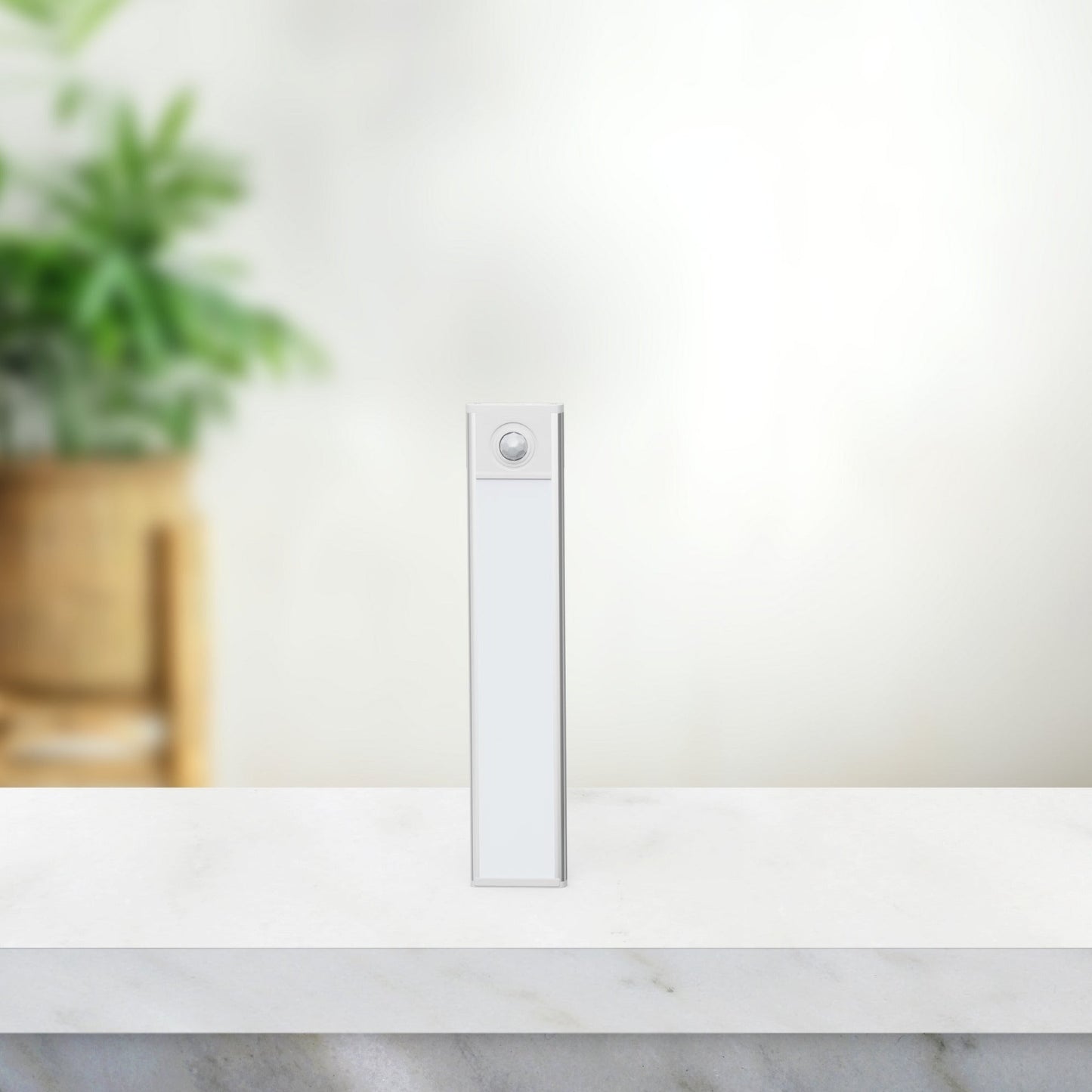 Intelligentes LED-Band mit Bewegungssensor und Solarenergie