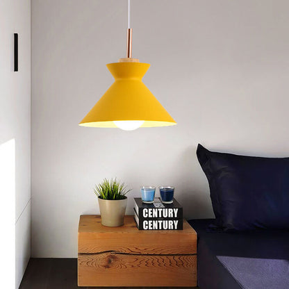 Elegante Hängelampe für die Küche