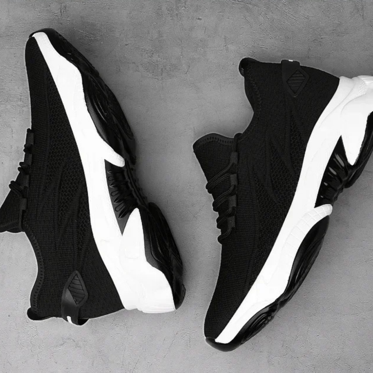 Sportliche Schuhe mit Dezenter +7 cm Erhöhung