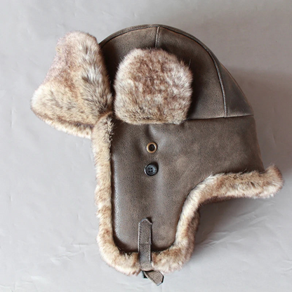Warme und bequeme Wintermütze mit Ohrenschützern