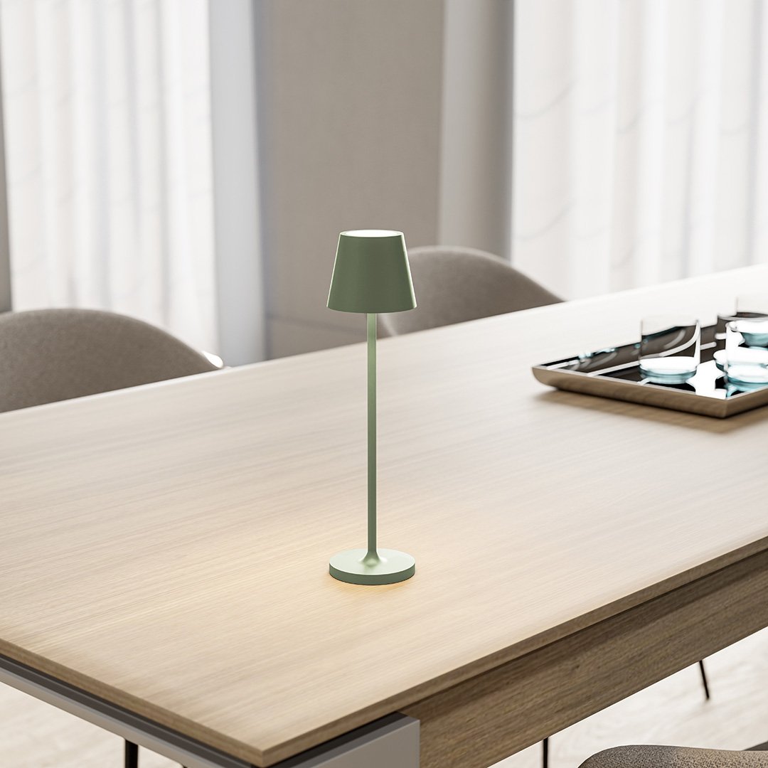 Kompakte LED-Lampe mit Berührungsbildschirm und langer Lebensdauer