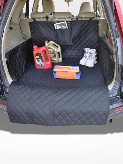 Robuste und wasserdichte Kofferraummatte für Hunde